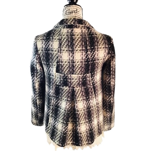 H&M - Wool & Nylon Blend Pea Coat - 6 - Picture 3 of 14